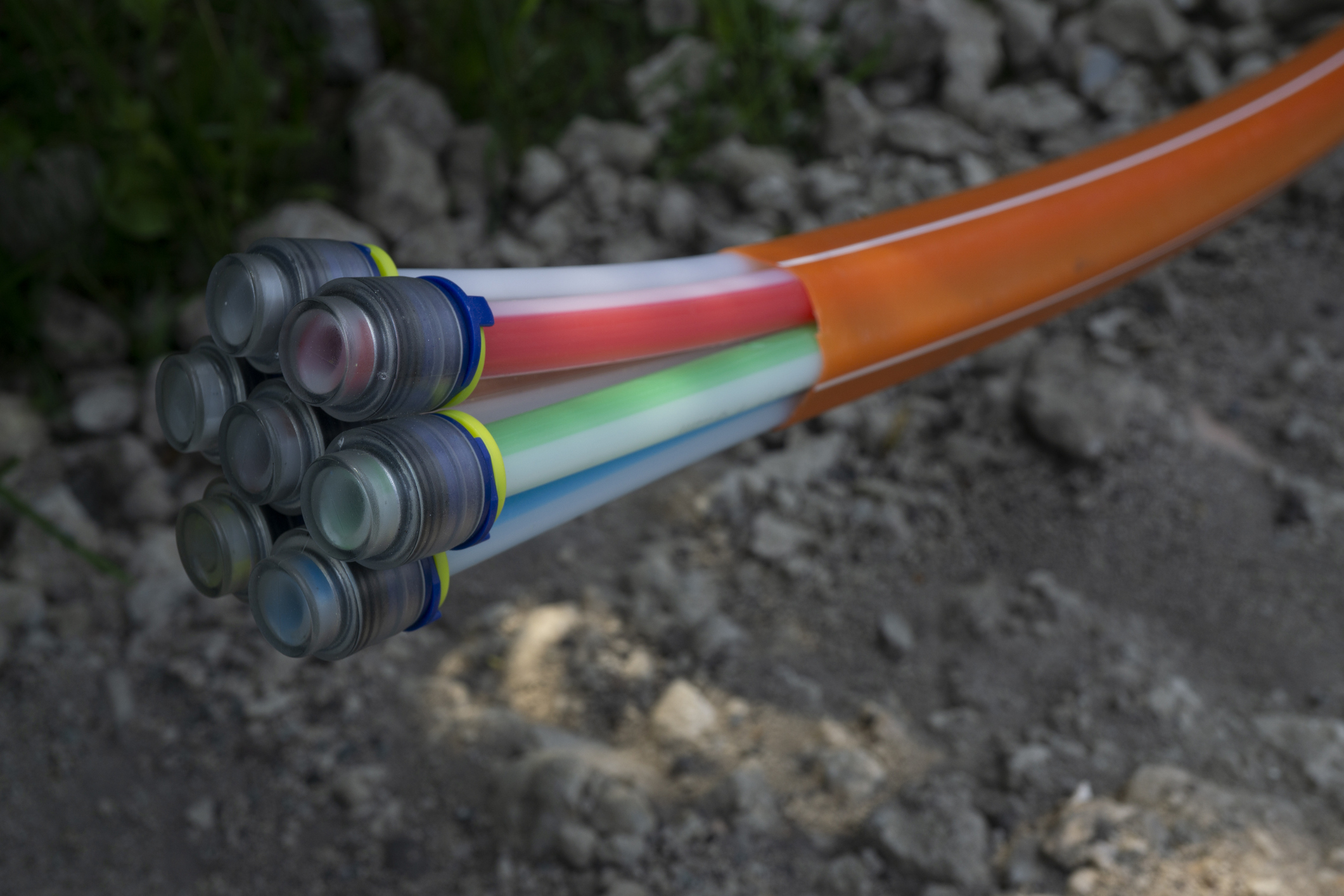 Eyes on the Ground: Eliminating Fiber Deployment Delays with Real-Time Progress Tracking